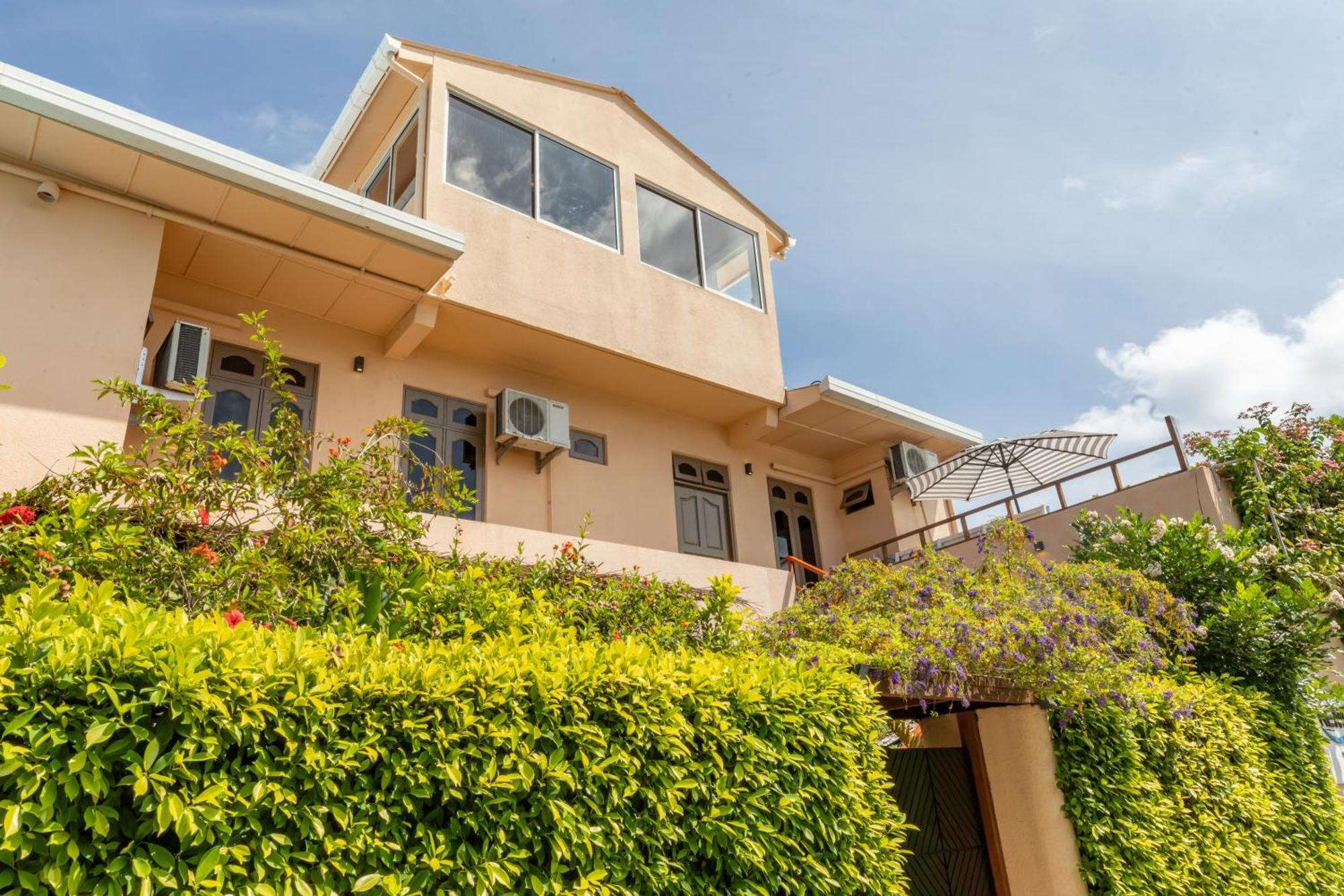 Nemo Inn Omadhoo Екстериор снимка