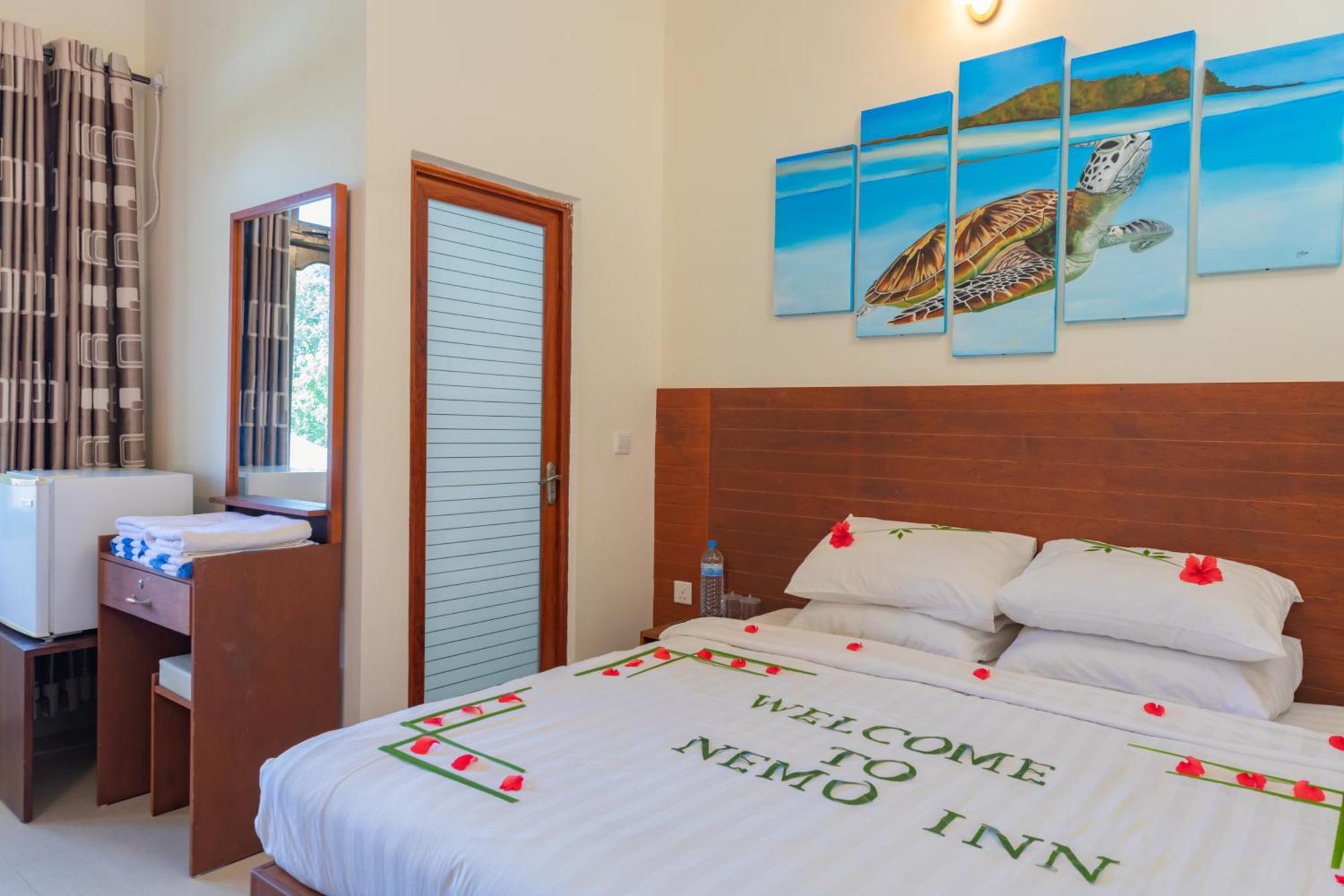 Nemo Inn Omadhoo Екстериор снимка
