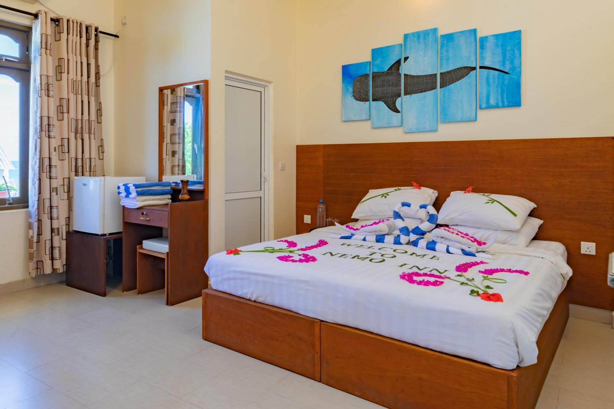 Nemo Inn Omadhoo Екстериор снимка