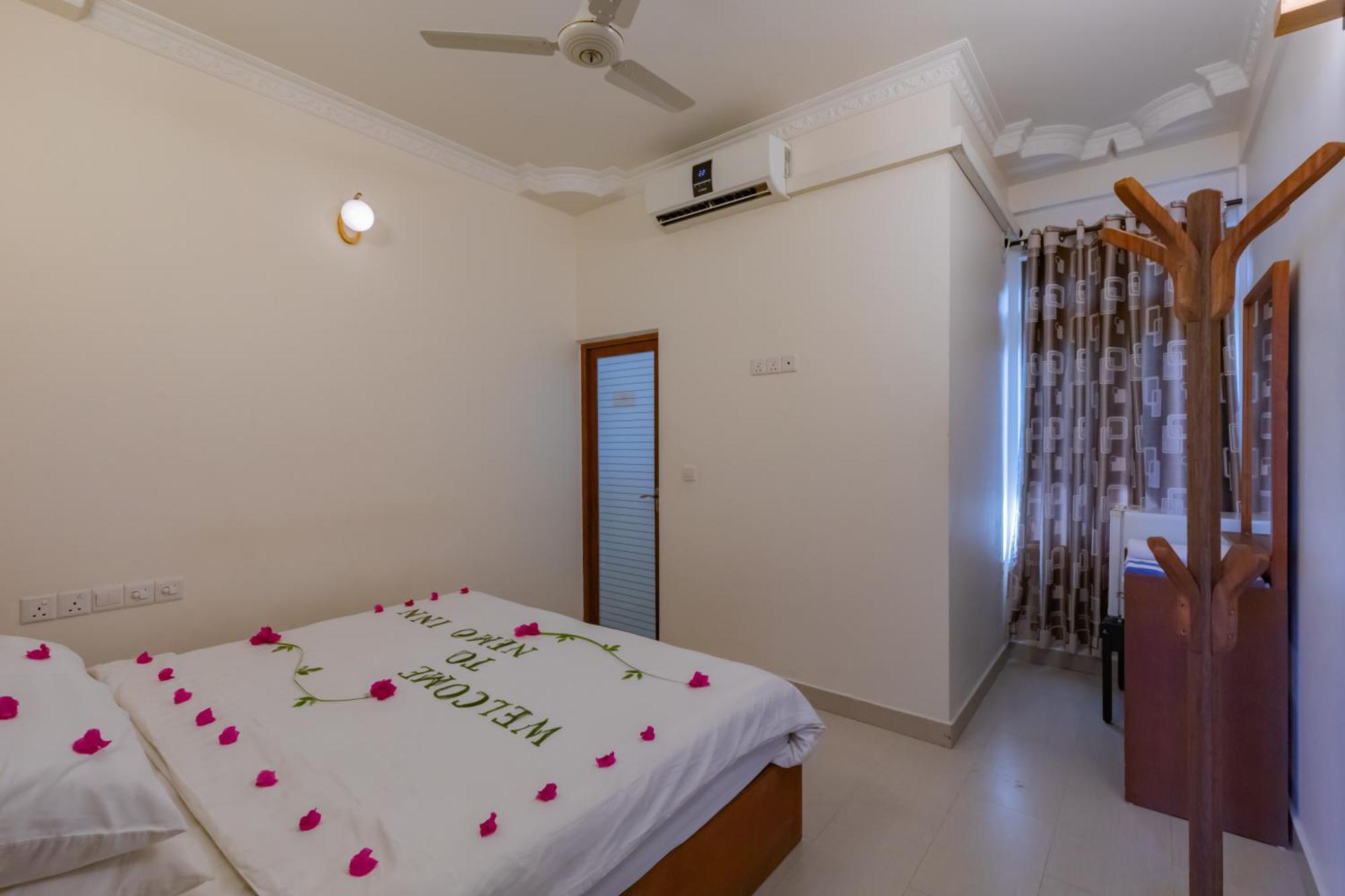 Nemo Inn Omadhoo Екстериор снимка