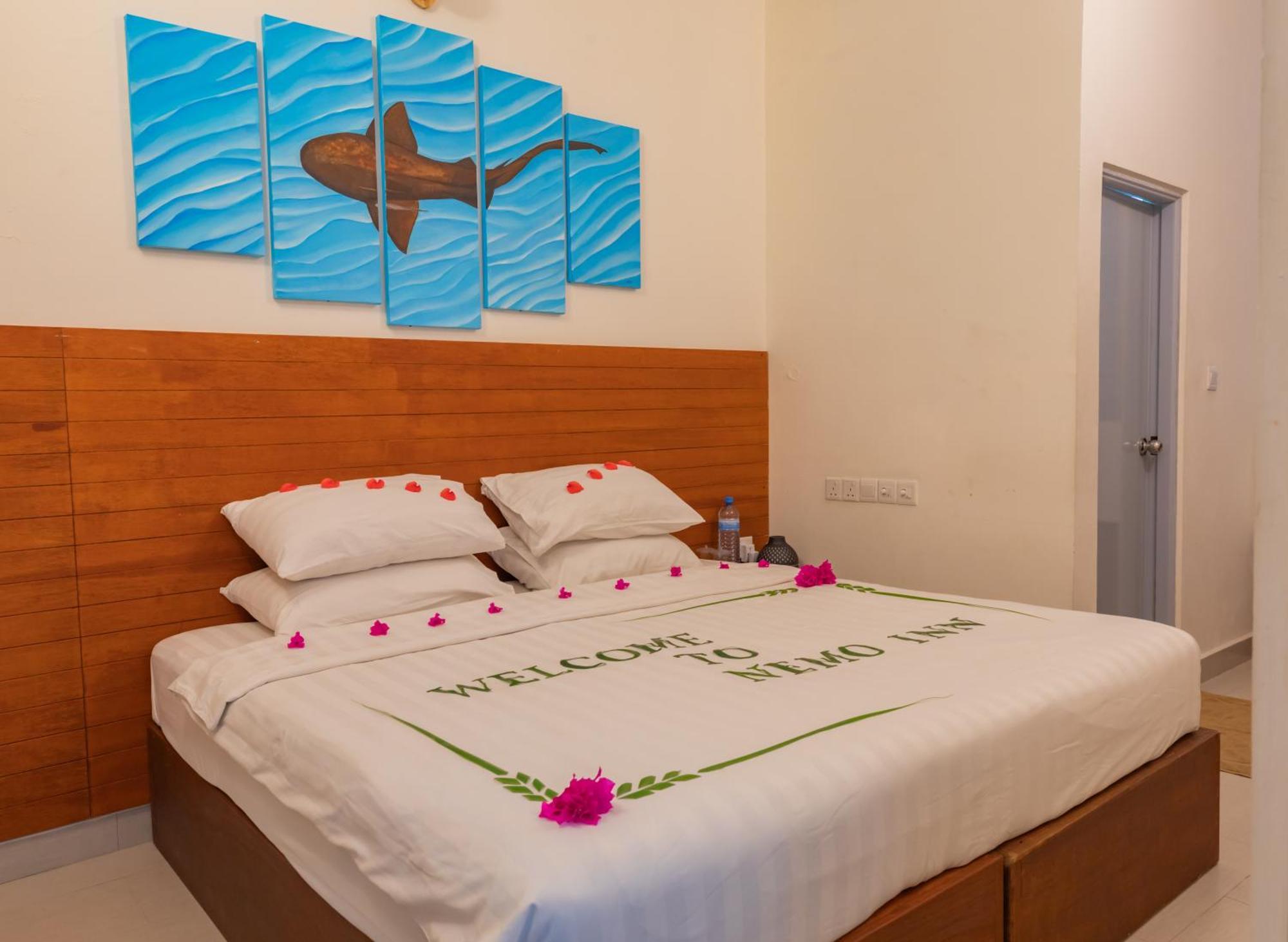 Nemo Inn Omadhoo Екстериор снимка
